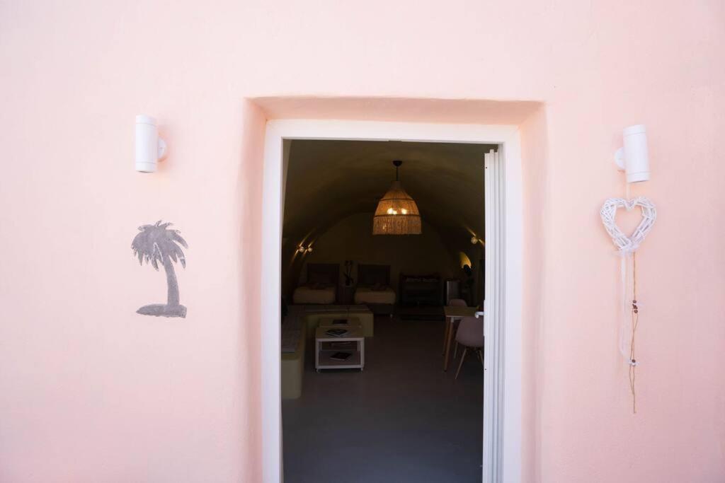 Santorini Oasis- Cave House Villa Fira  Ngoại thất bức ảnh